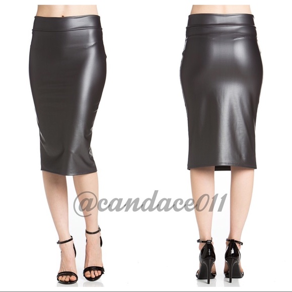 CC Boutique Dresses & Skirts - ⭐️LAST ONE⭐️Black Stretch Leather Pencil Skirt (S)